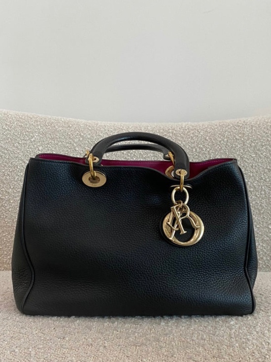Dior Handbags - Authentic Pre-Owned Dior Medium Diorissimo Bag with removable strap black